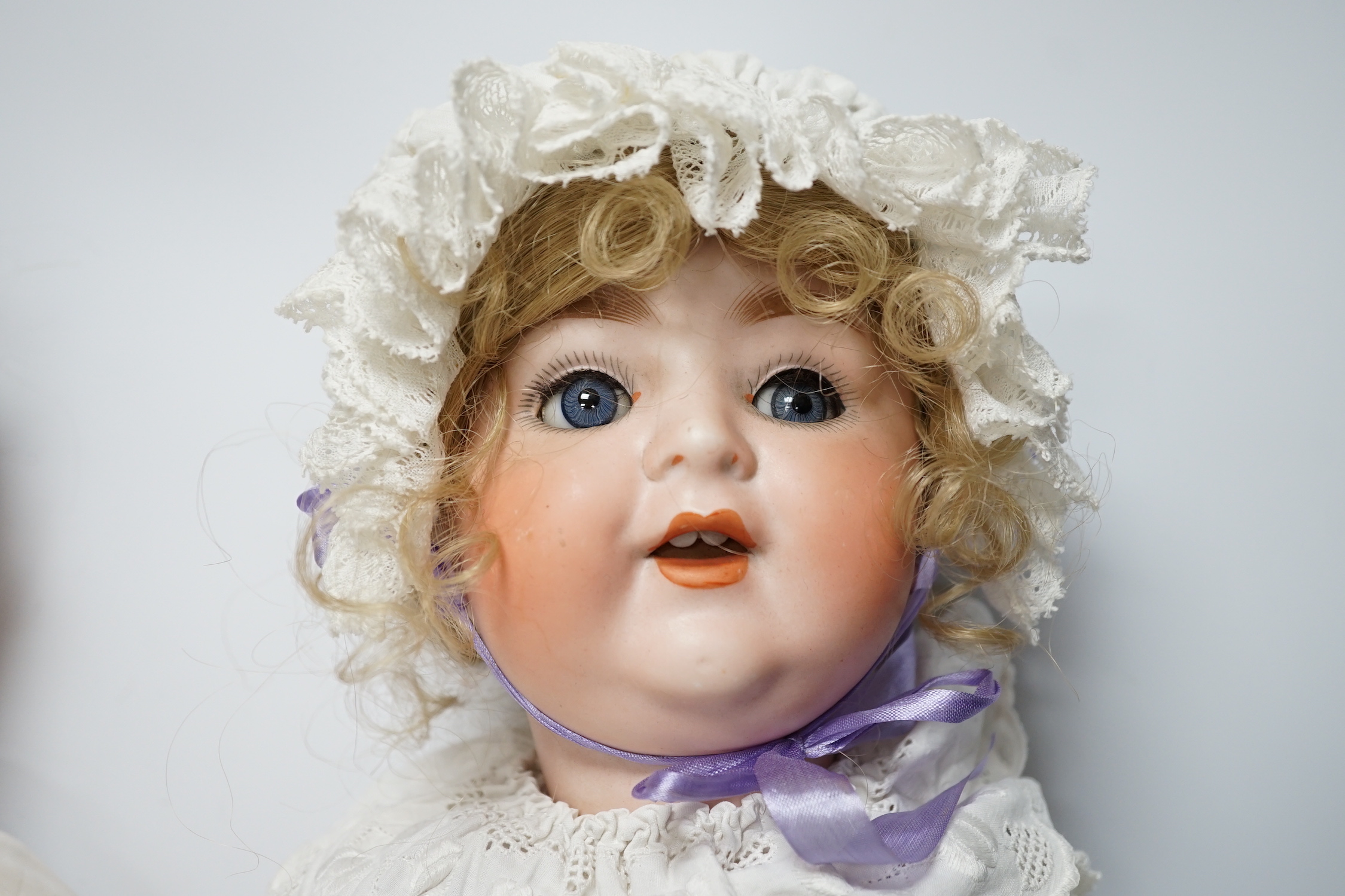 A Schoenau Hoffmeister 169 Toddler body, 50cm, and a Schoenau Hoffmeister Baby Hanna, 50cm, good condition